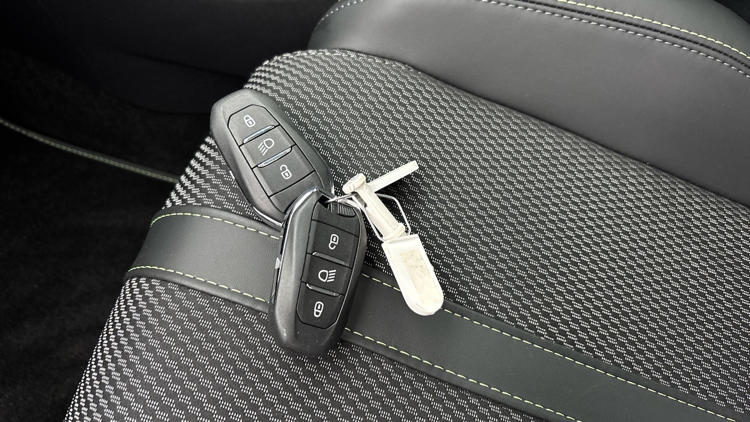 Used Peugeot 2008 2023 for sale - 76782508: Photo 19