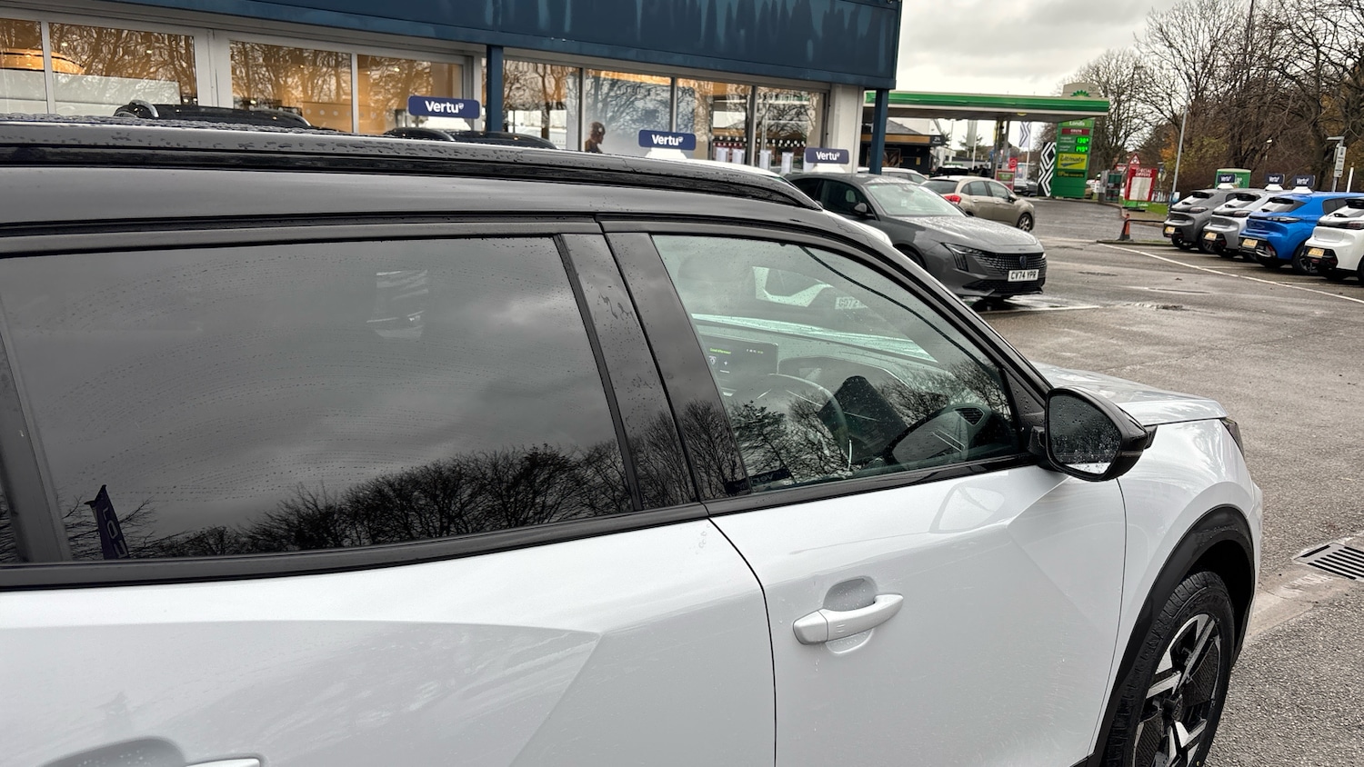 Used Peugeot 2008 2023 for sale - 76782508: Photo 24