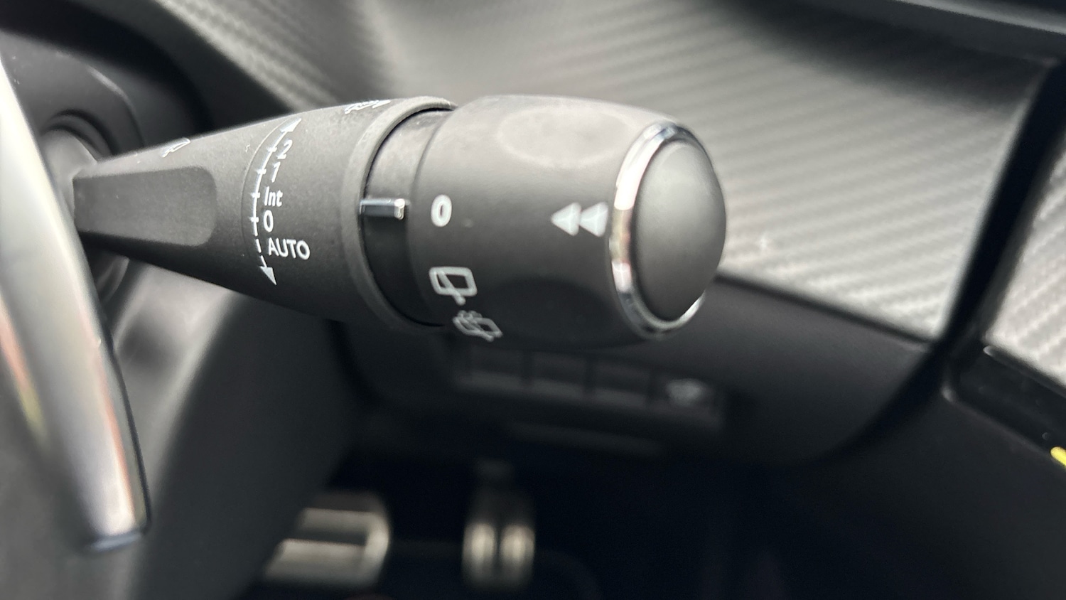 Used Peugeot 2008 2023 for sale - 76782508: Photo 34