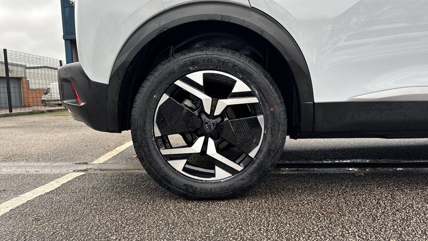 Used Peugeot 2008 2023 for sale - 76782508: Photo 7