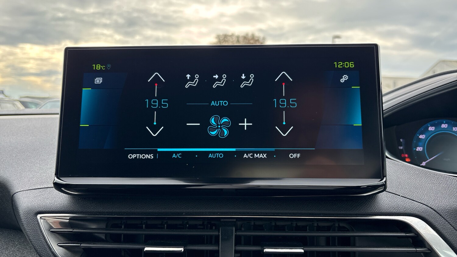 Used Peugeot 3008 2024 for sale - 76143573: Photo 42