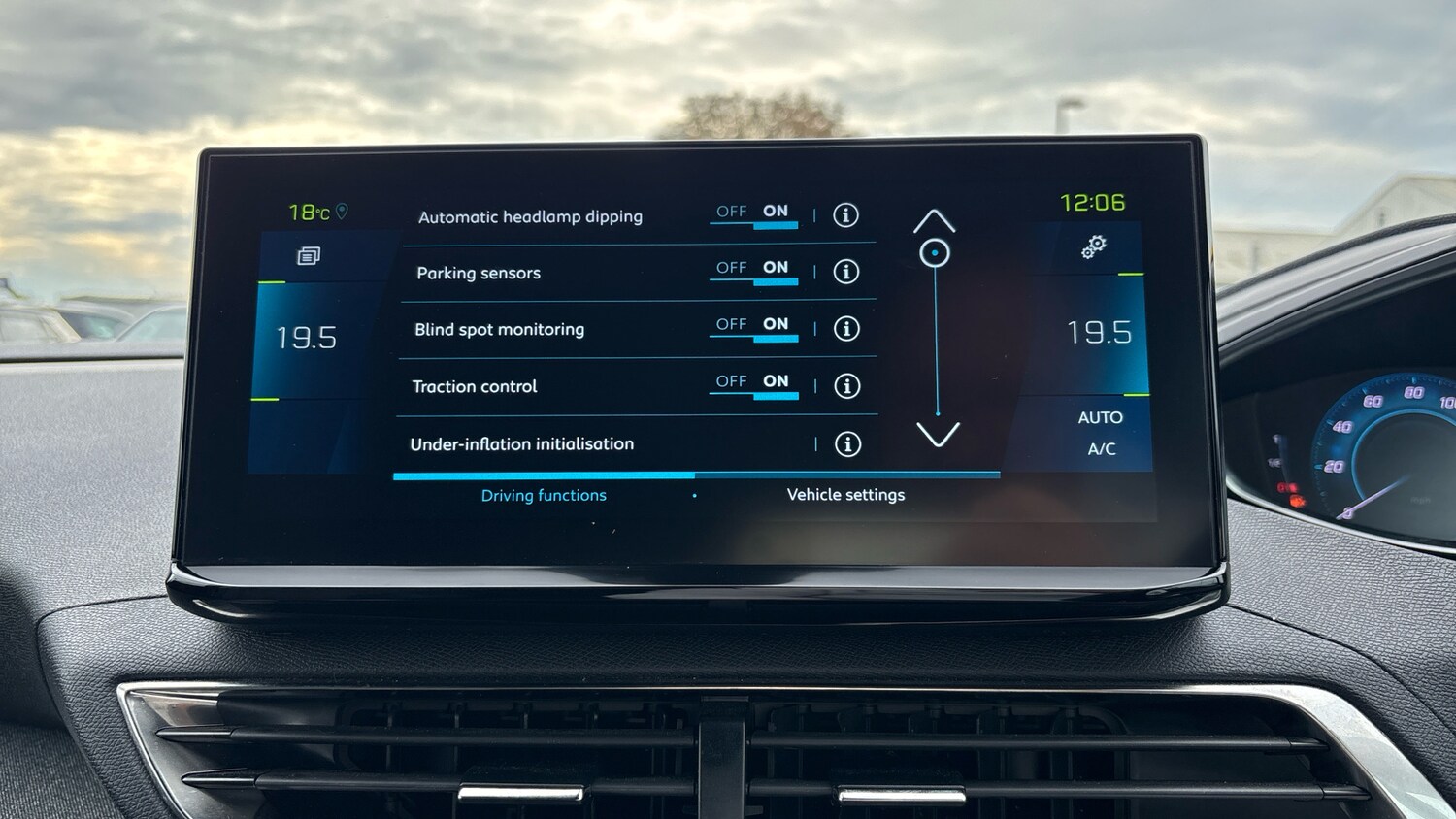 Used Peugeot 3008 2024 for sale - 76143573: Photo 43