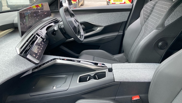 Used Peugeot 3008 2025 for sale - 76230781: Photo 22