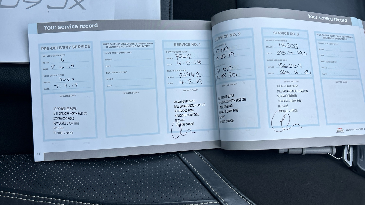 Used Volvo XC60 2017 for sale - 77351100: Photo 29