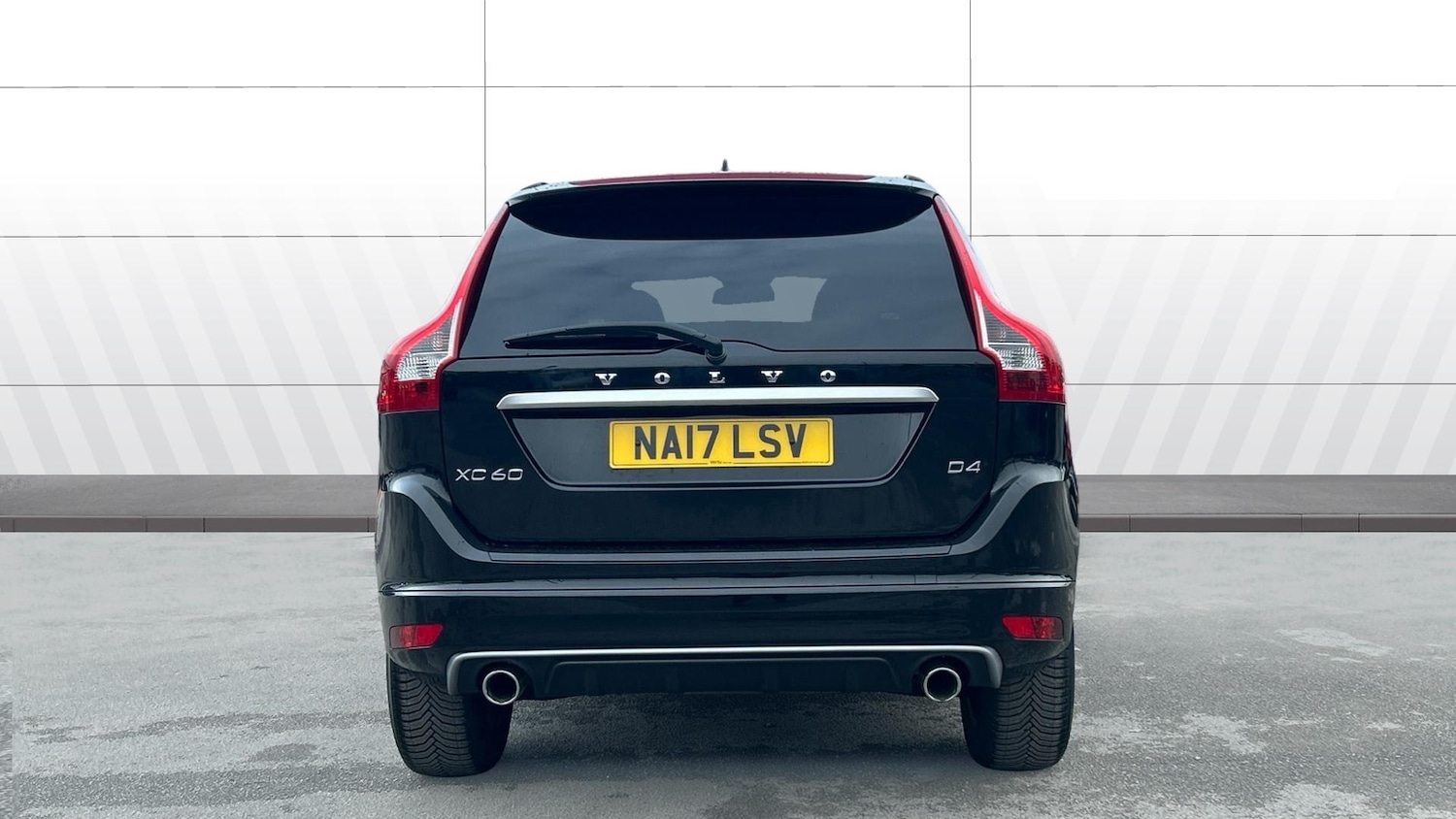 Used Volvo XC60 2017 for sale - 77351100: Photo 6