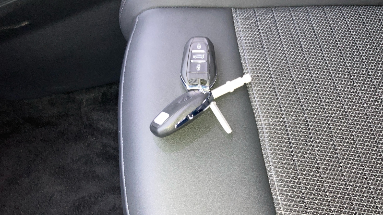 Used Peugeot 3008 2024 for sale - 77676176: Photo 20