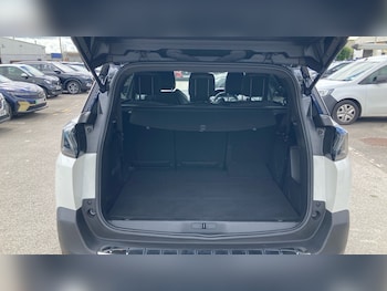 Used Peugeot 5008 2023 for sale - 78882496: Photo