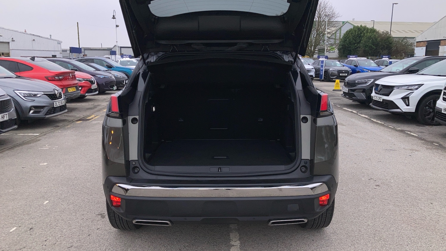 Used Peugeot 3008 2018 for sale - 77528492: Photo 4