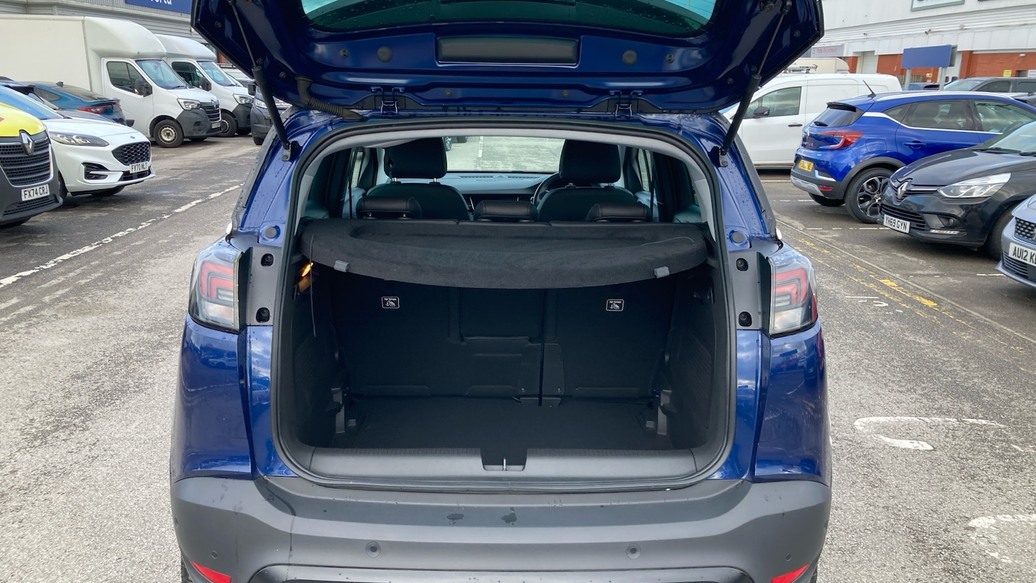 Used Vauxhall Crossland 2022 for sale - 76637633: Photo 4