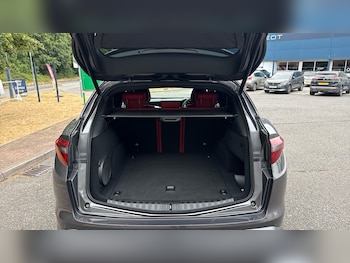 Used Alfa Romeo Stelvio 2021 for sale - 79478882: Photo