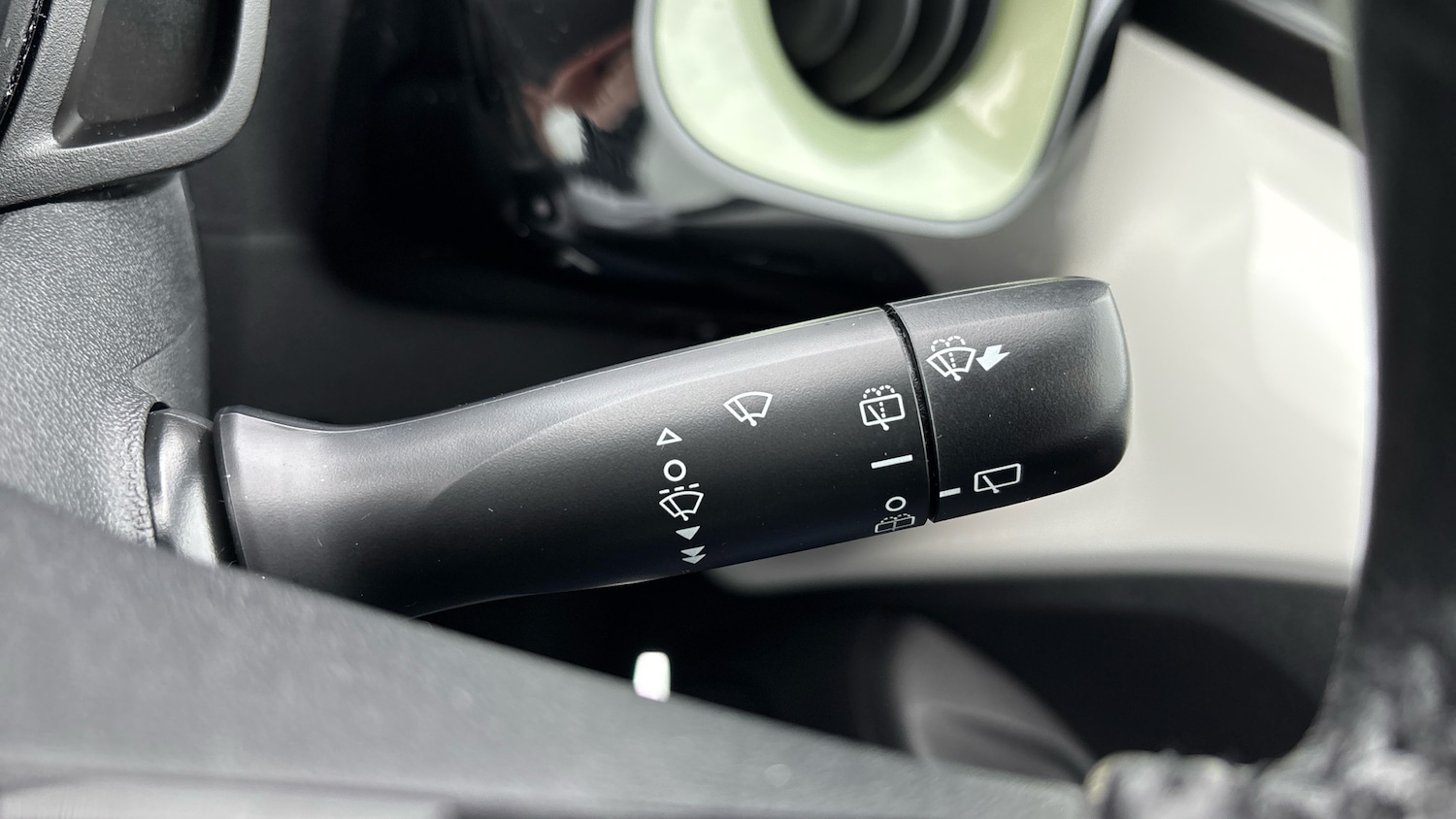 Used Peugeot 108 2021 for sale - 77069569: Photo 32