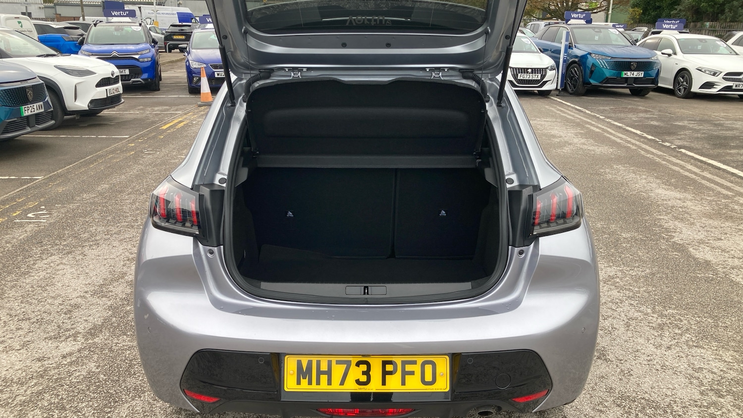 Used Peugeot 208 2023 for sale - 76421801: Photo 4