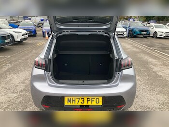 Used Peugeot 208 2023 for sale - 76421801: Photo