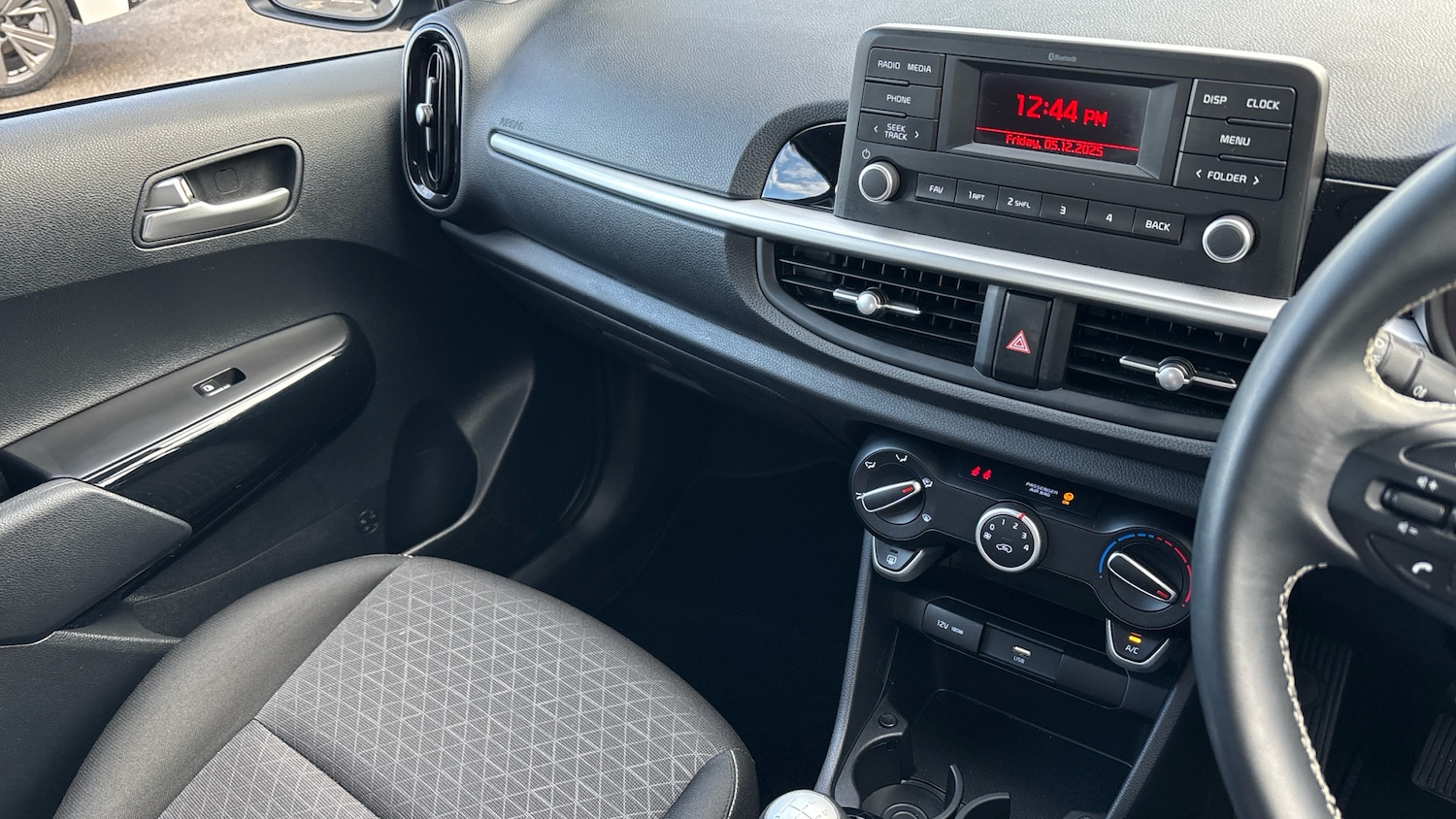 Used Kia Picanto 2023 for sale - 76777895: Photo 14