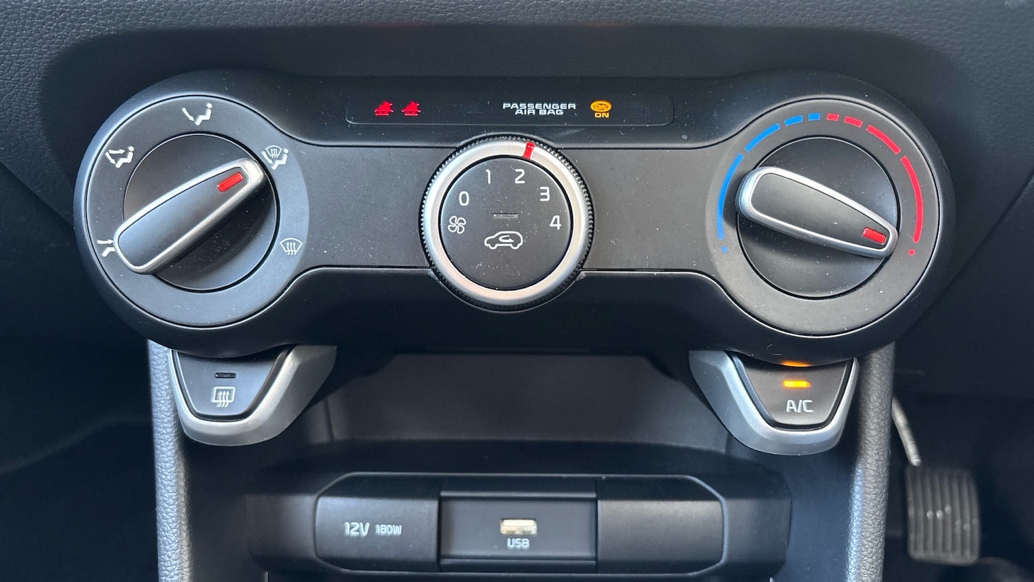 Used Kia Picanto 2023 for sale - 76777895: Photo 32