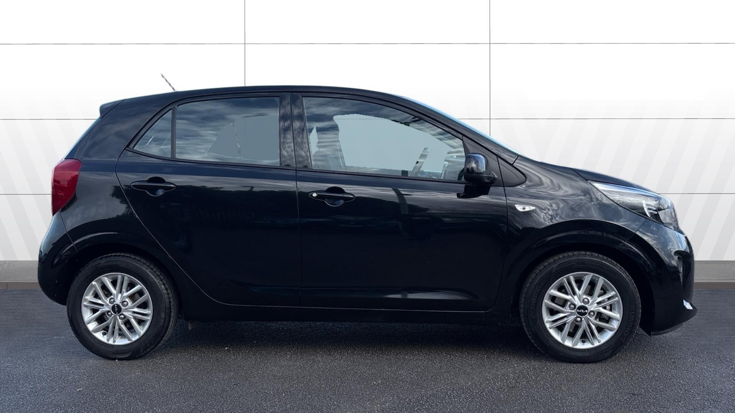 Used Kia Picanto 2023 for sale - 76777895: Photo 5