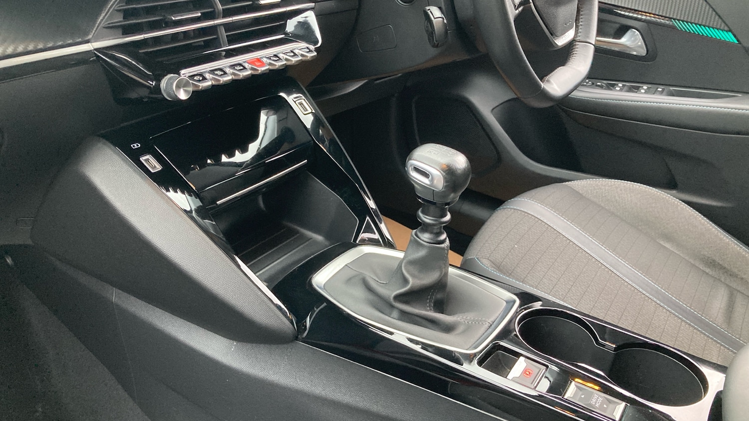 Used Peugeot 208 2021 for sale - 76532083: Photo 13