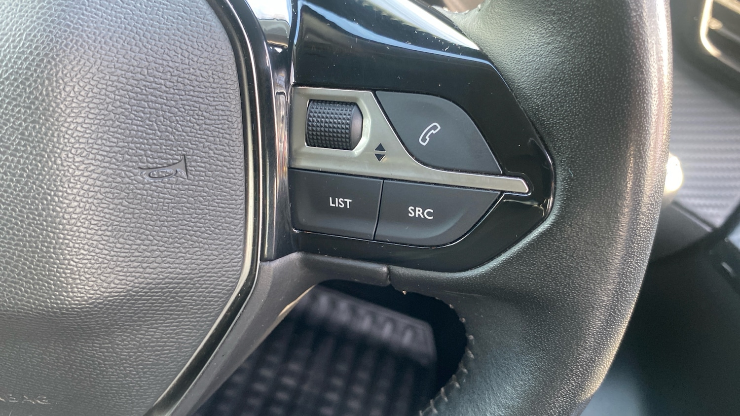 Used Peugeot 208 2021 for sale - 76532083: Photo 35