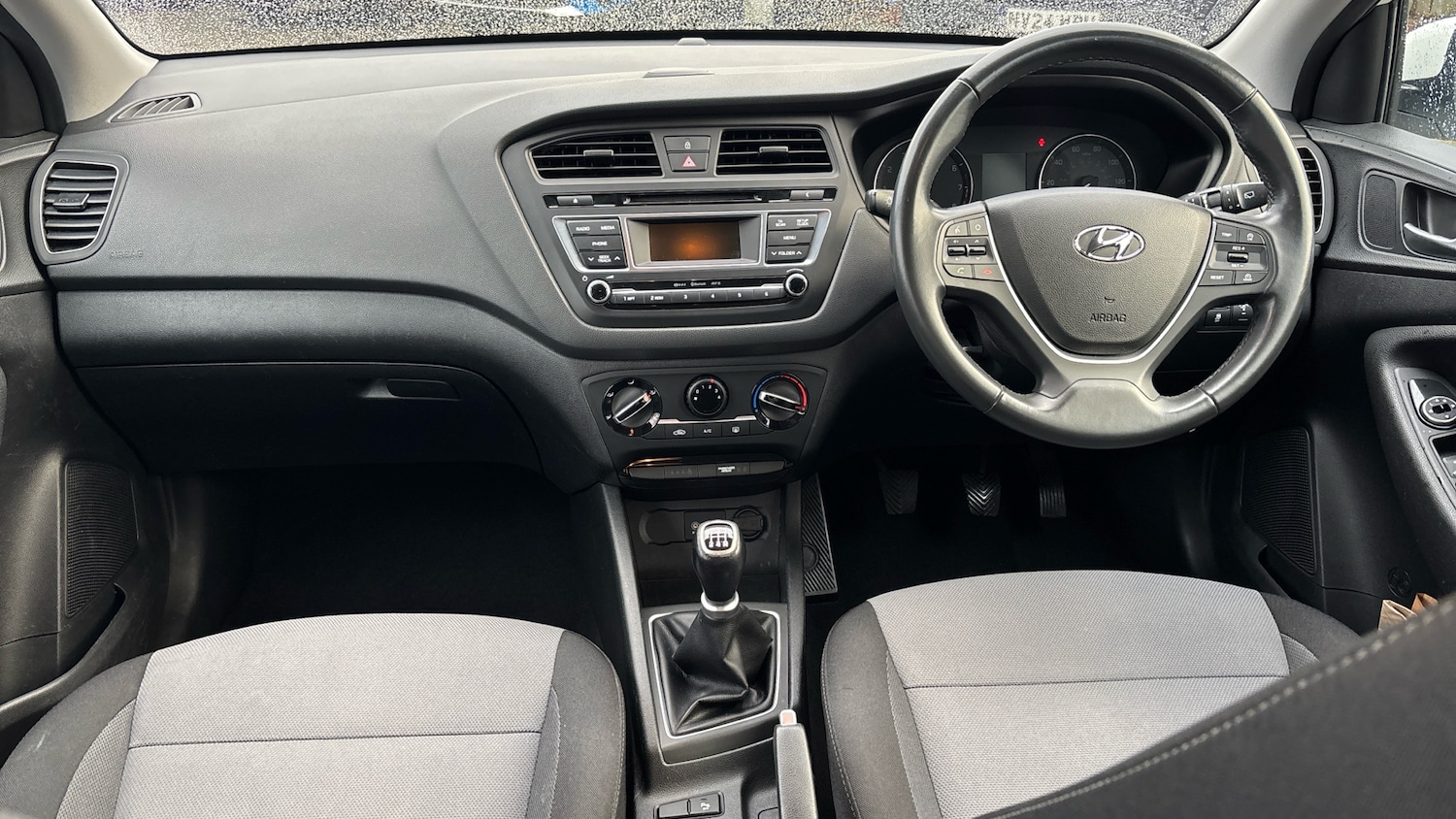 Used Hyundai i20 2018 for sale - 76627845: Photo 10