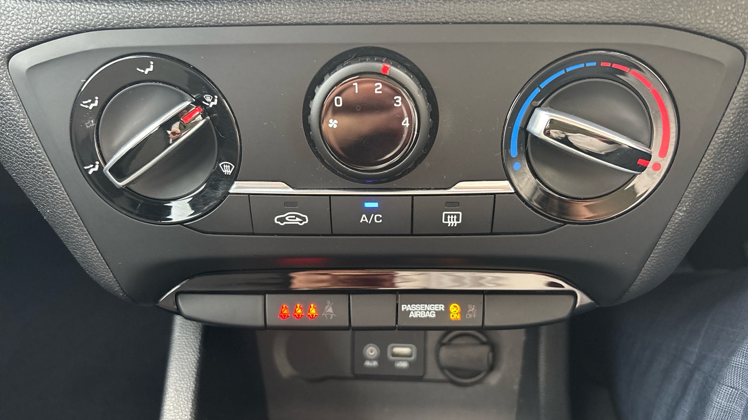 Used Hyundai i20 2018 for sale - 76627845: Photo 31