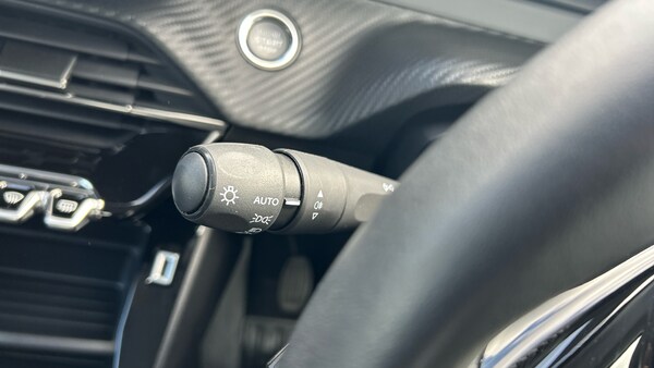 Used Peugeot 208 2022 for sale - 75984545: Photo 37