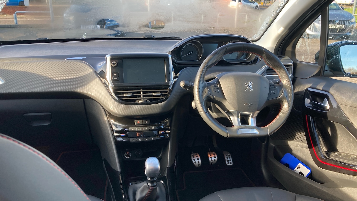 Used Peugeot 2008 2017 for sale - 77234417: Photo 10