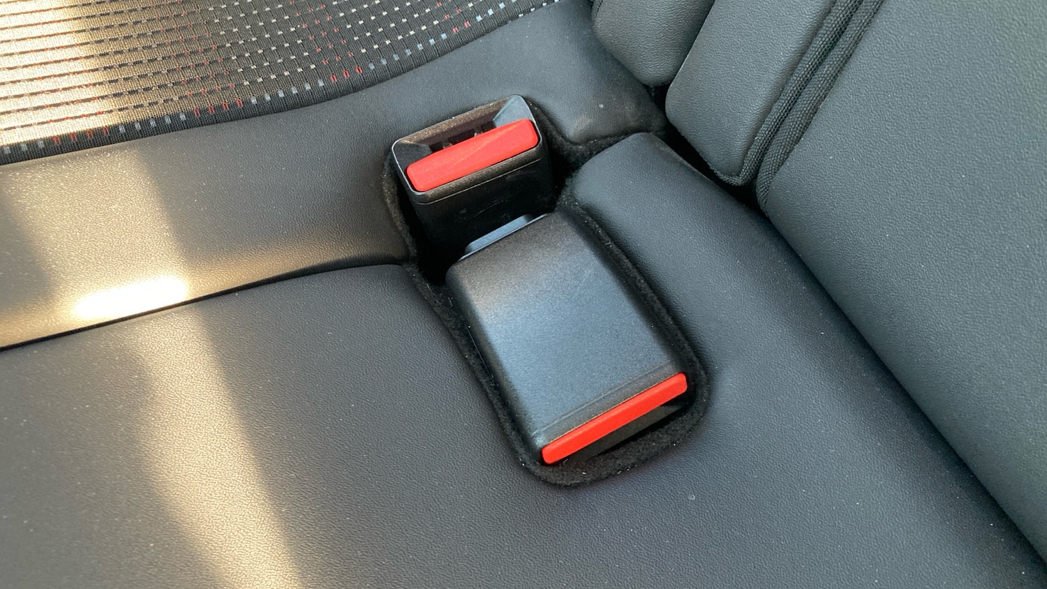 Used Peugeot 2008 2017 for sale - 77234417: Photo 17