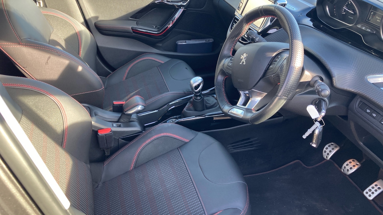 Used Peugeot 2008 2017 for sale - 77234417: Photo 34