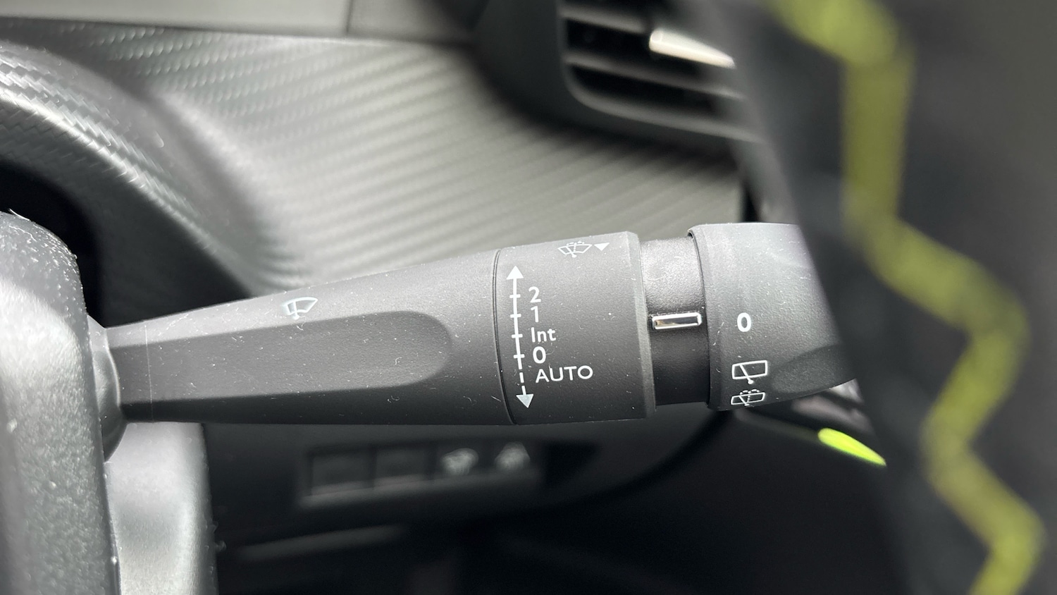 Used Peugeot 2008 2022 for sale - 76089968: Photo 31
