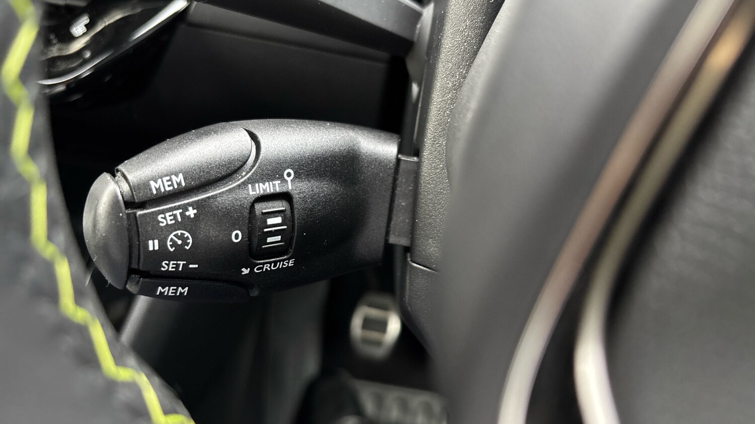 Used Peugeot 2008 2022 for sale - 76089968: Photo 32