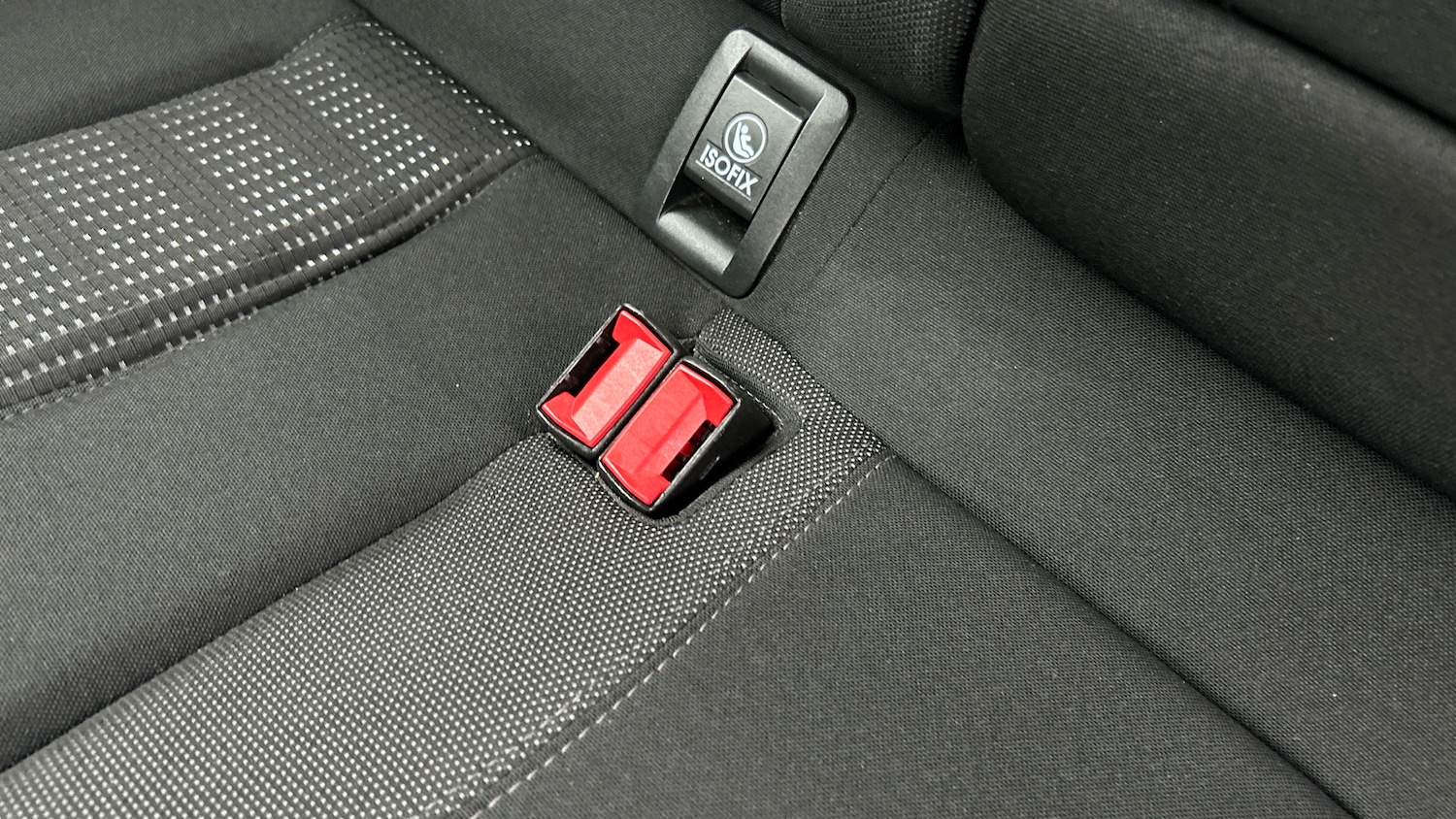 Used Peugeot 308 2015 for sale - 76980717: Photo 17