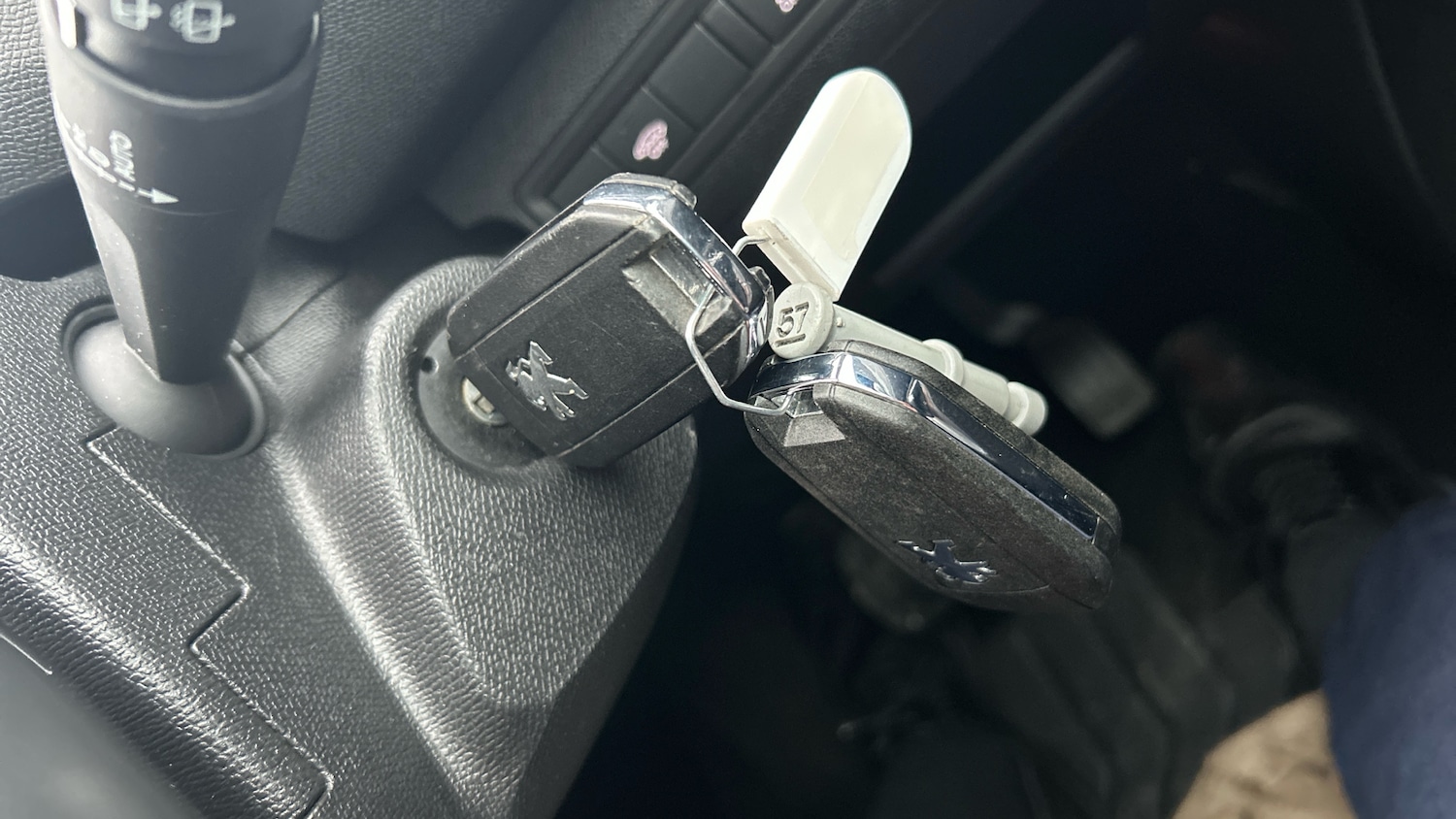 Used Peugeot 308 2015 for sale - 76980717: Photo 20