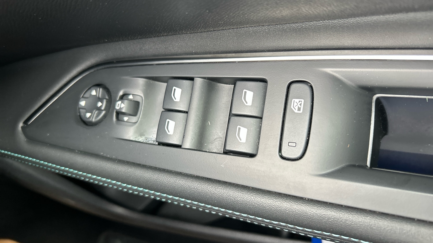 Used Peugeot 5008 2023 for sale - 76391607: Photo 34