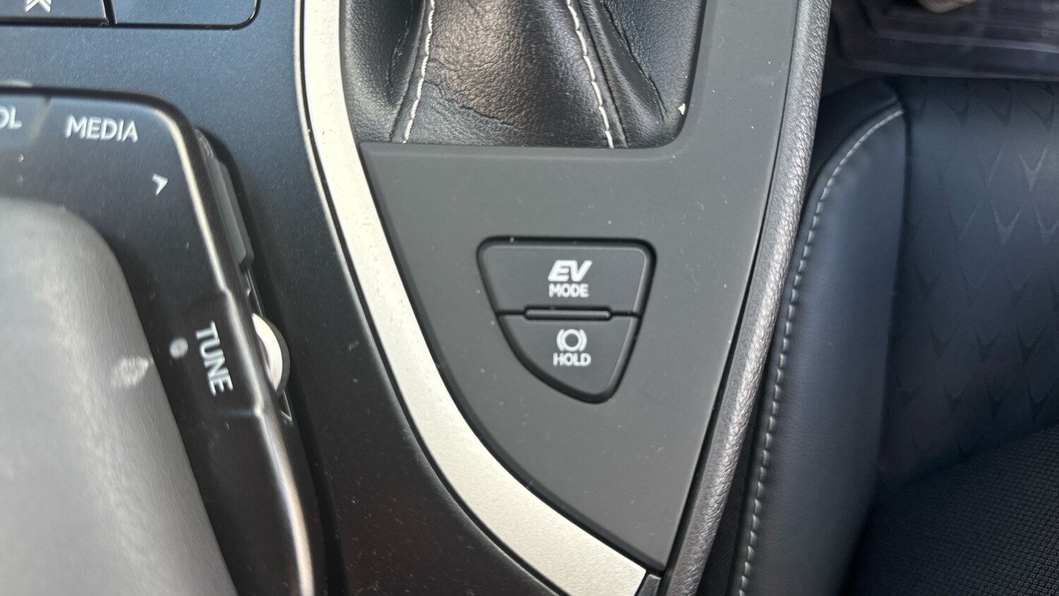 Used Lexus UX 2021 for sale - 76206560: Photo 27