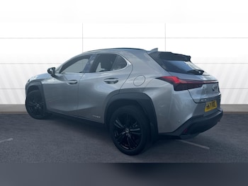 Used Lexus UX 2021 for sale - 76206560: Photo 2