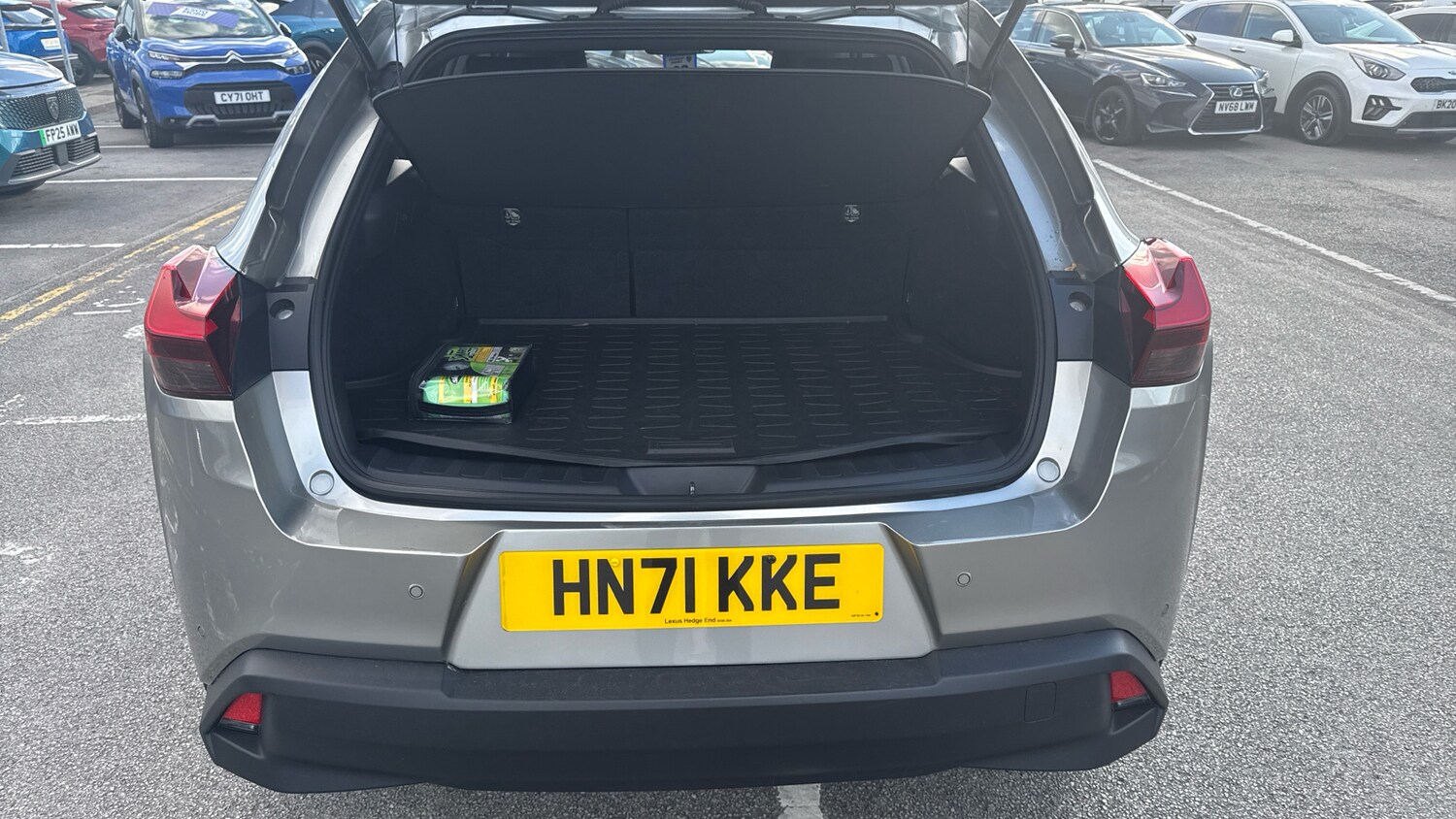 Used Lexus UX 2021 for sale - 76206560: Photo 4