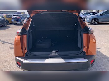 Used Peugeot 2008 2021 for sale - 78325421: Photo