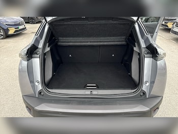 Used Peugeot 2008 2025 for sale - 78914485: Photo