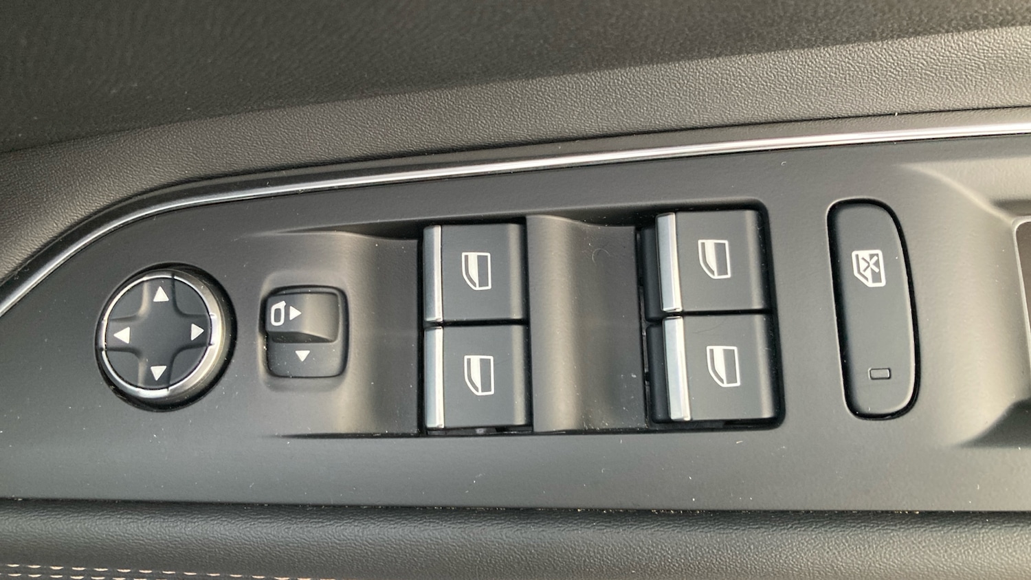 Used Peugeot 3008 2022 for sale - 76719241: Photo 34