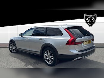 Used Volvo V90 2017 for sale - 78581922: Photo