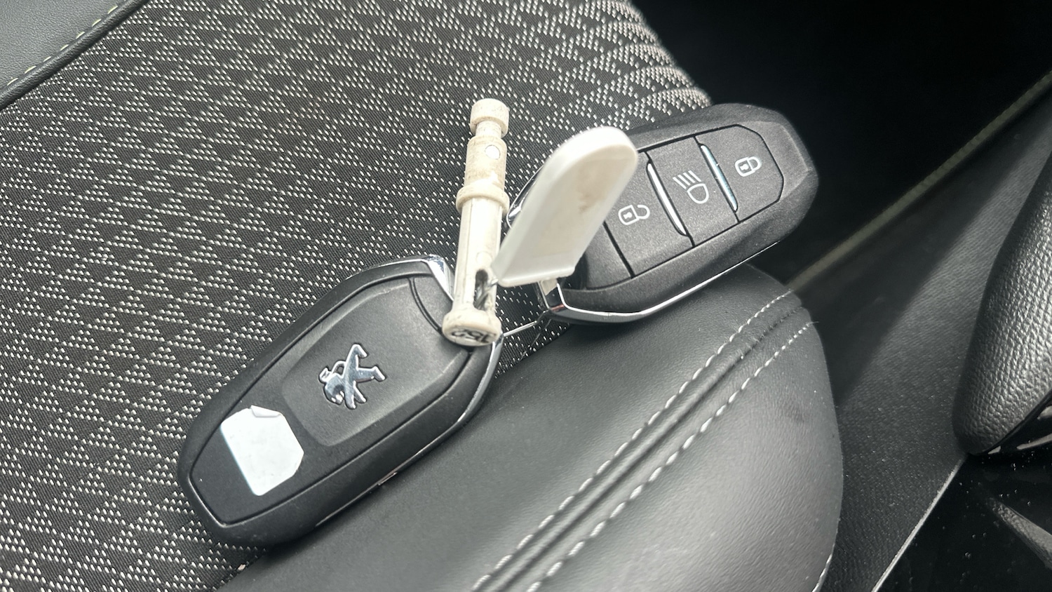 Used Peugeot 2008 2022 for sale - 76102764: Photo 20
