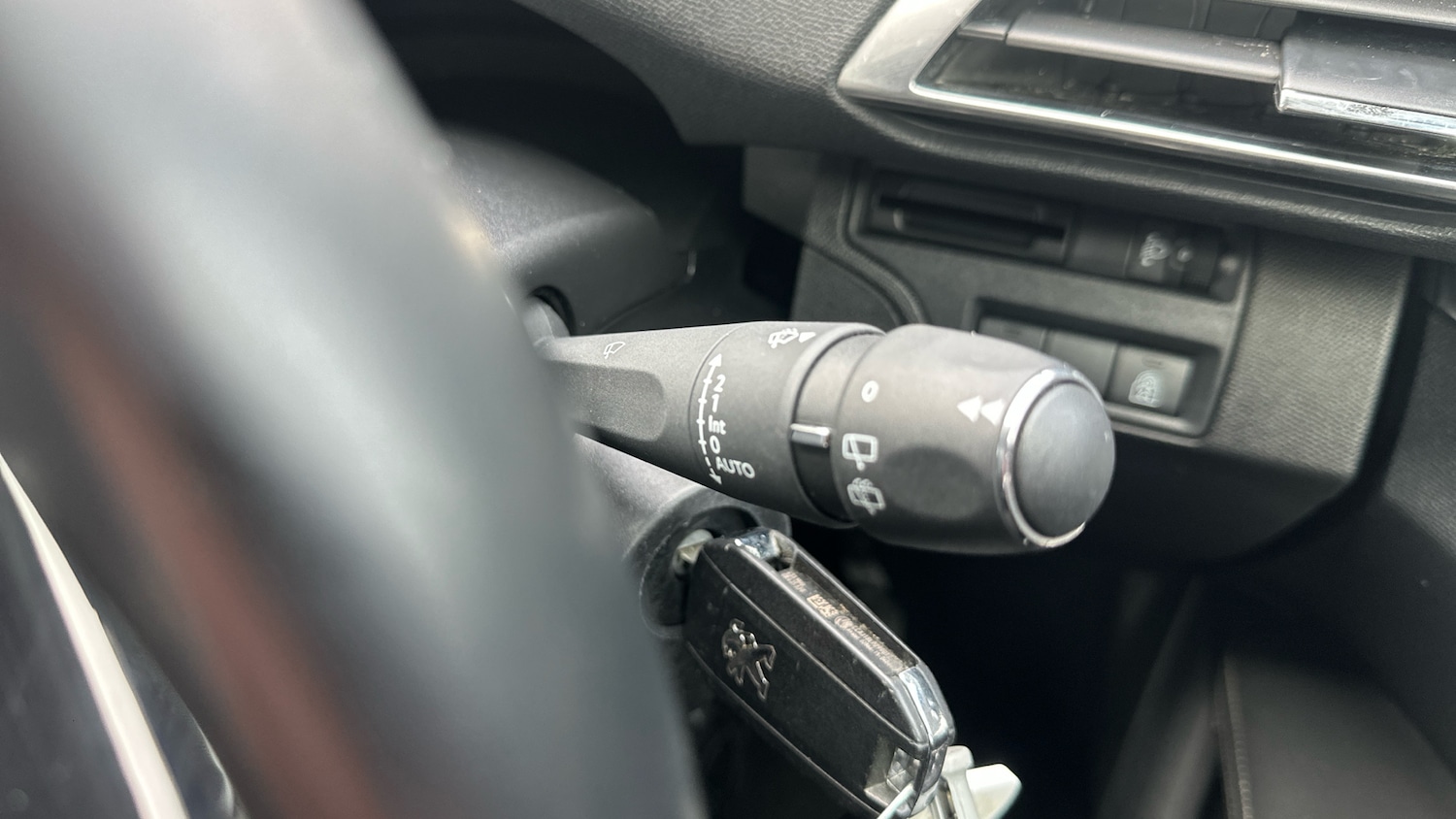 Used Peugeot 3008 2020 for sale - 78197313: Photo 31