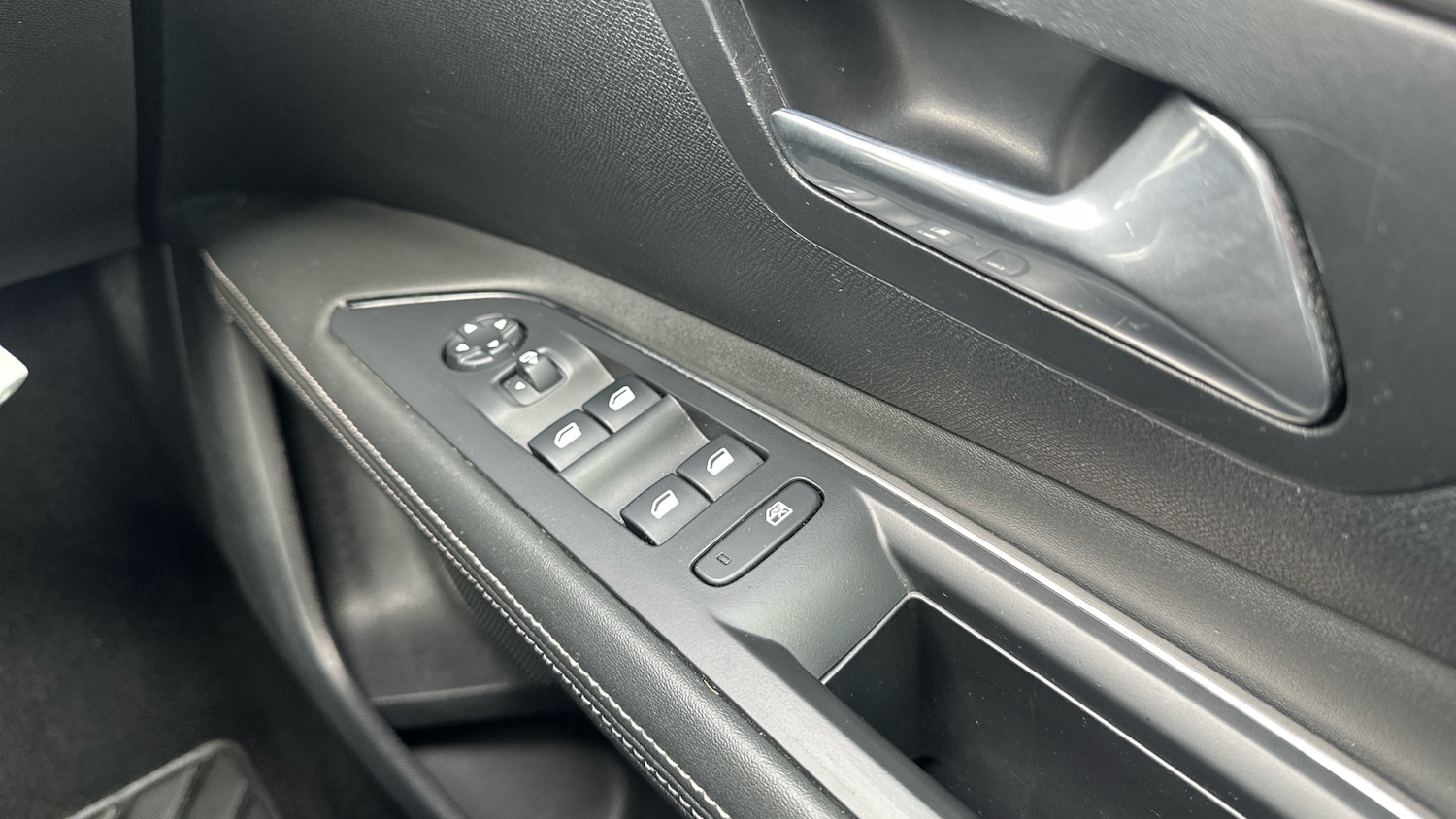 Used Peugeot 3008 2020 for sale - 78197313: Photo 33