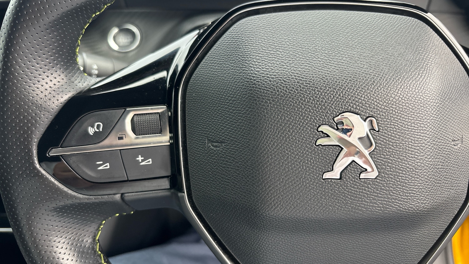 Used Peugeot 208 2022 for sale - 76720421: Photo 30