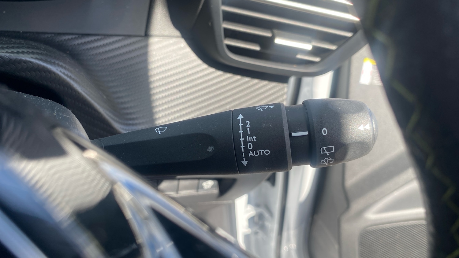 Used Peugeot 2008 2025 for sale - 76415662: Photo 35