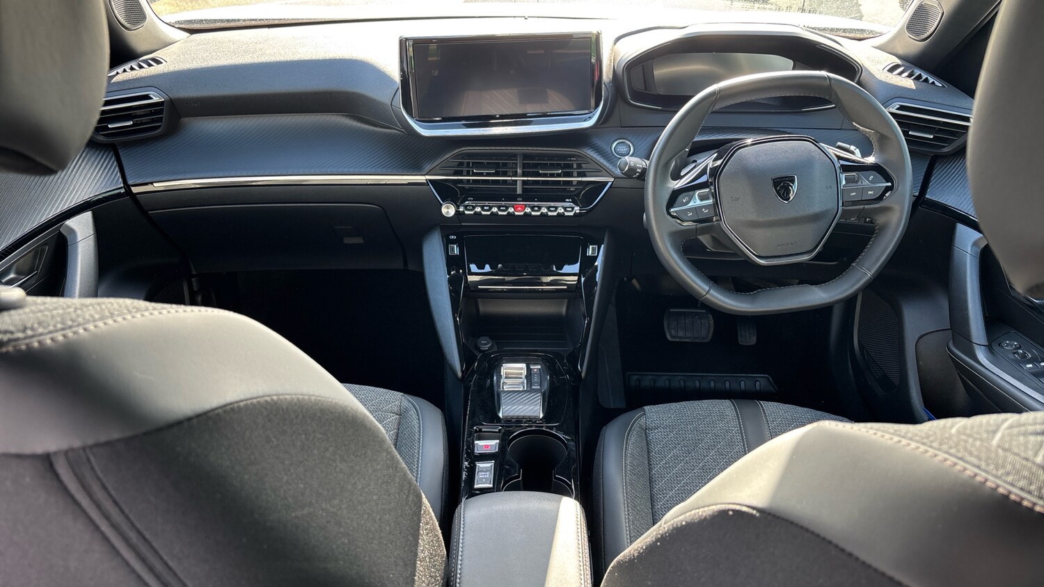 Used Peugeot 2008 2023 for sale - 78105420: Photo 10