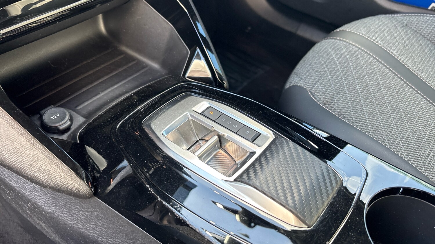 Used Peugeot 2008 2023 for sale - 78105420: Photo 13