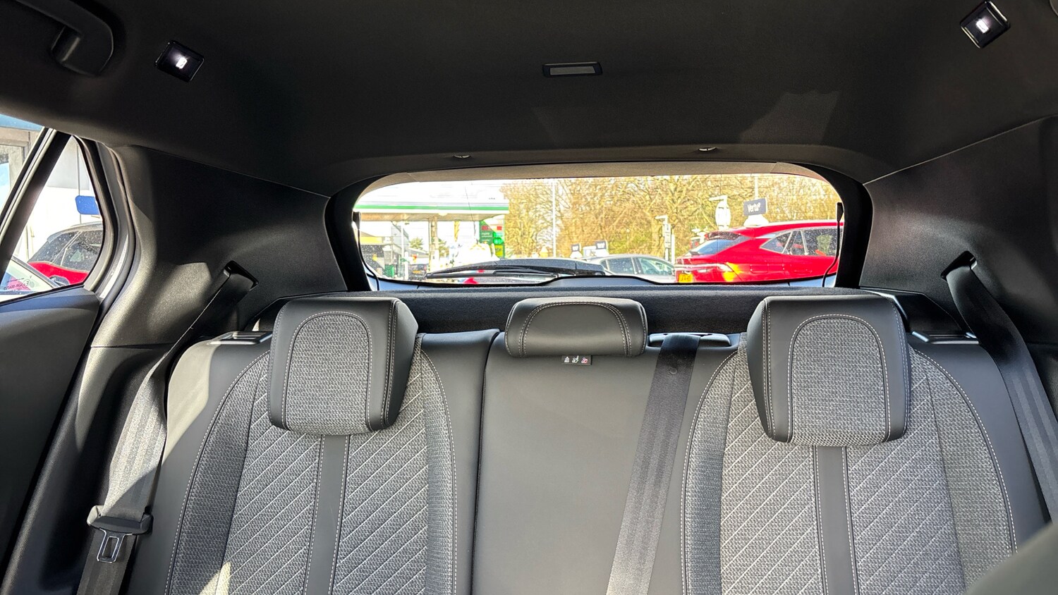 Used Peugeot 2008 2023 for sale - 78105420: Photo 15