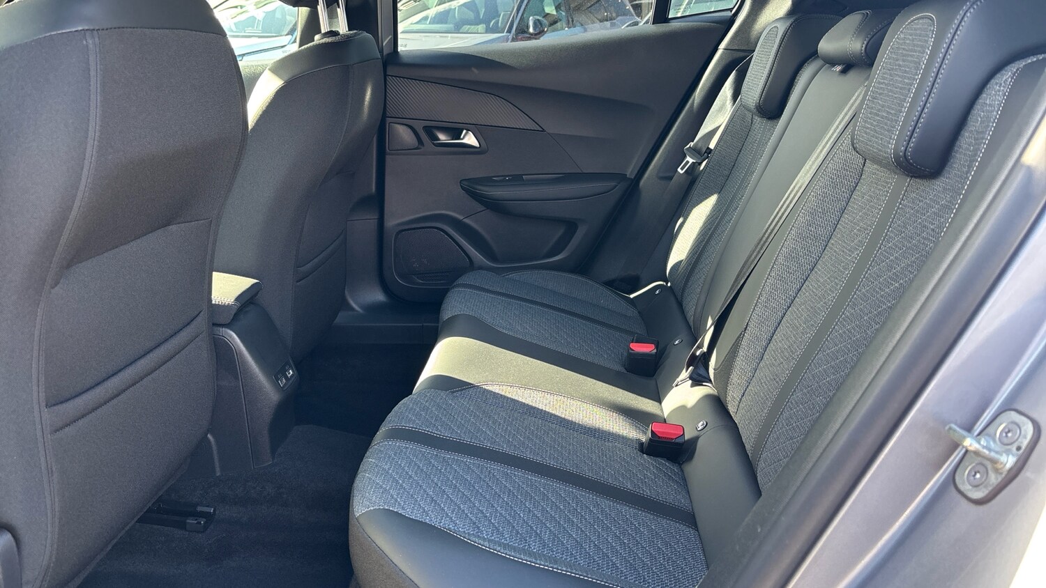 Used Peugeot 2008 2023 for sale - 78105420: Photo 16