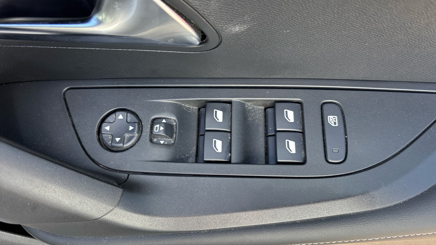 Used Peugeot 2008 2023 for sale - 78105420: Photo 28